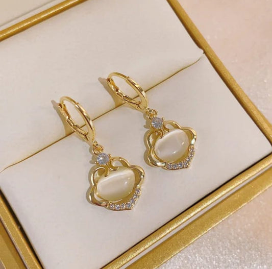 Korean pearl dangle earrings