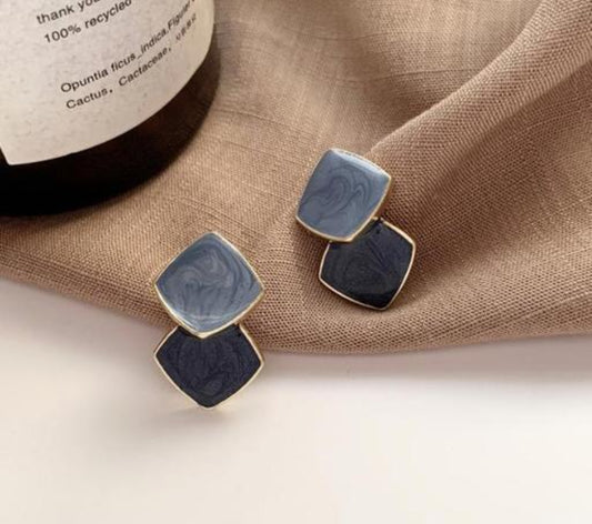 Black  Dual tone enamel geometric studs
