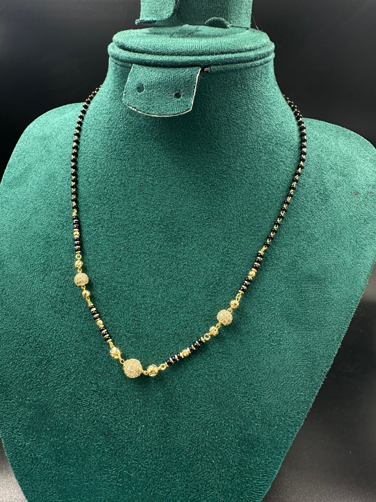 Dazzling Oryza Mangalsutra