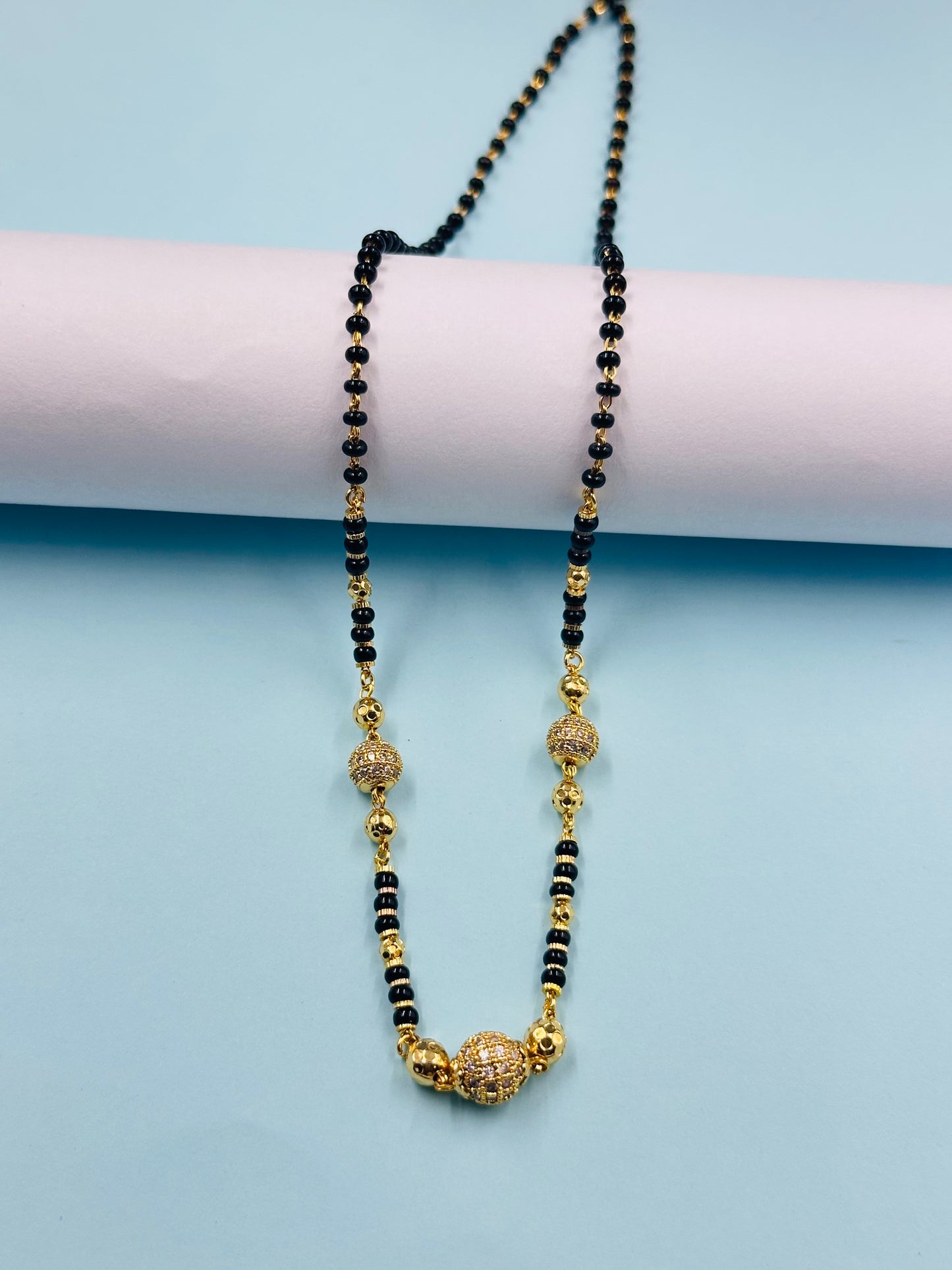 Dazzling Oryza Mangalsutra