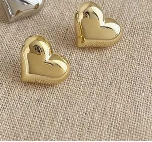 Golden  glaze love stud earrings