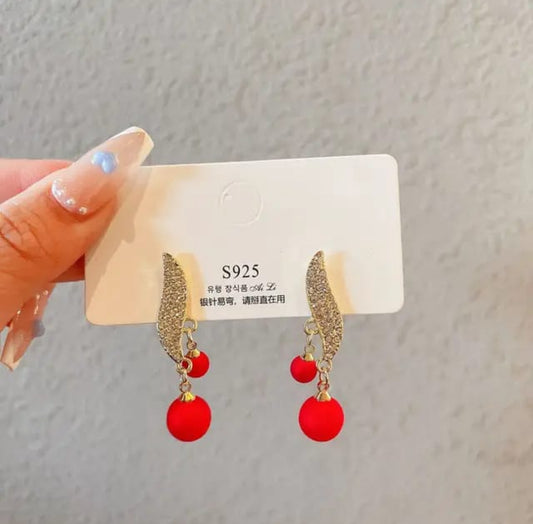 Korean   Red pearl dangler