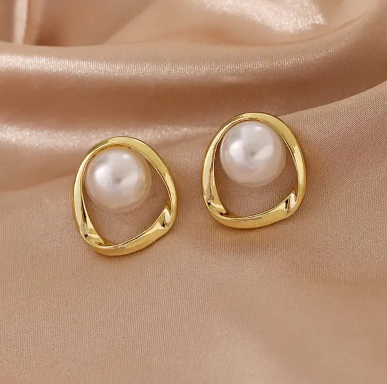 Pearl stud earrings