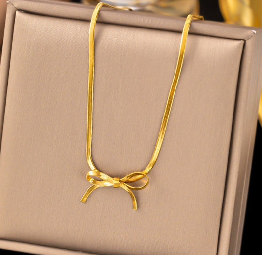bowknot snake  chain necklace