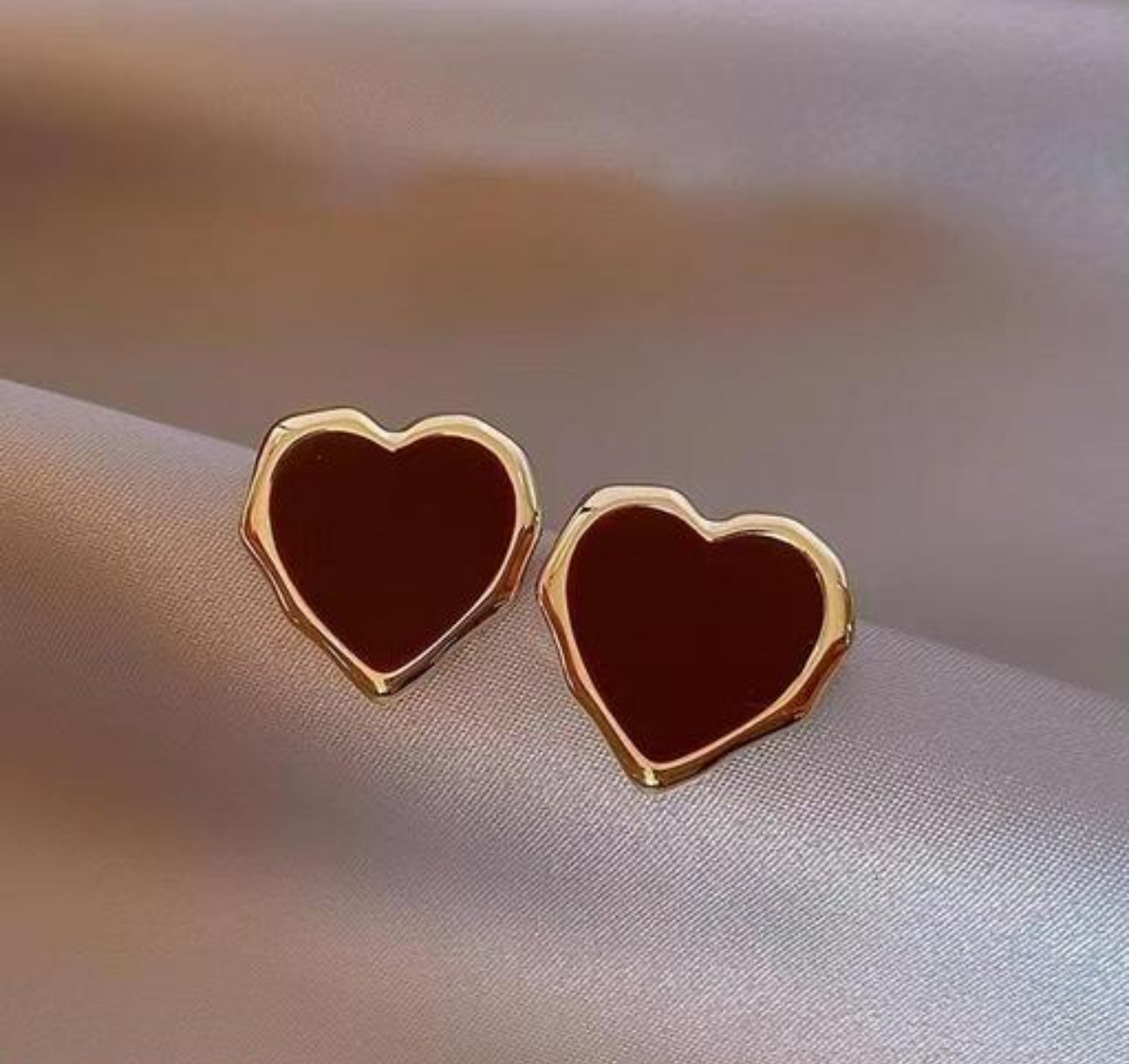 Red  glaze love stud earrings