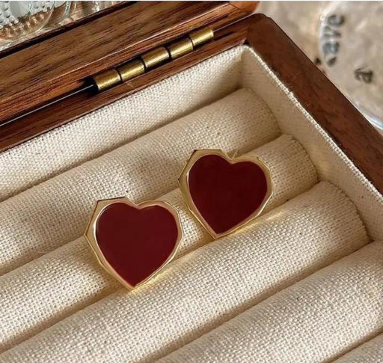 Red  glaze love stud earrings
