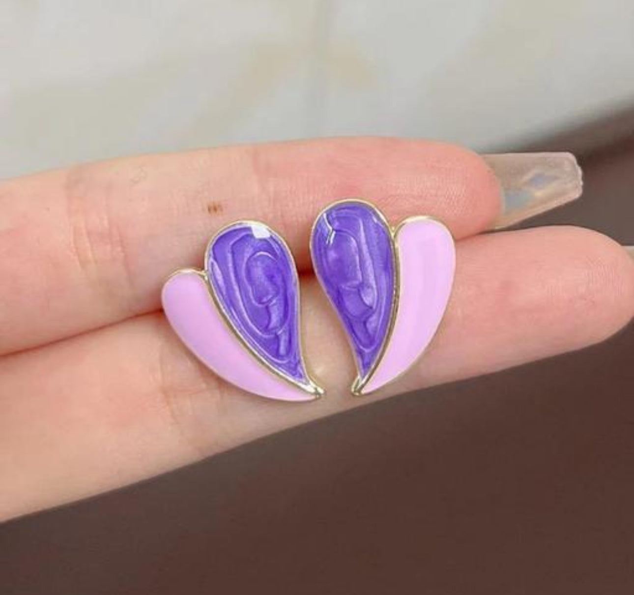 Purple   leaf stud earrings