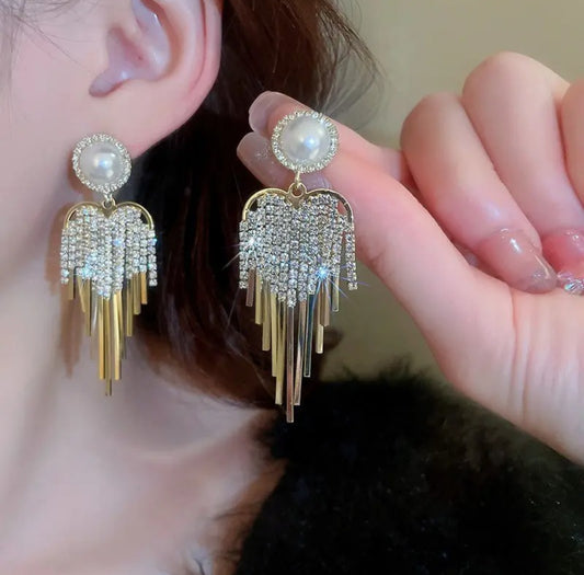 .Awesome Love heart stone tassel earrings