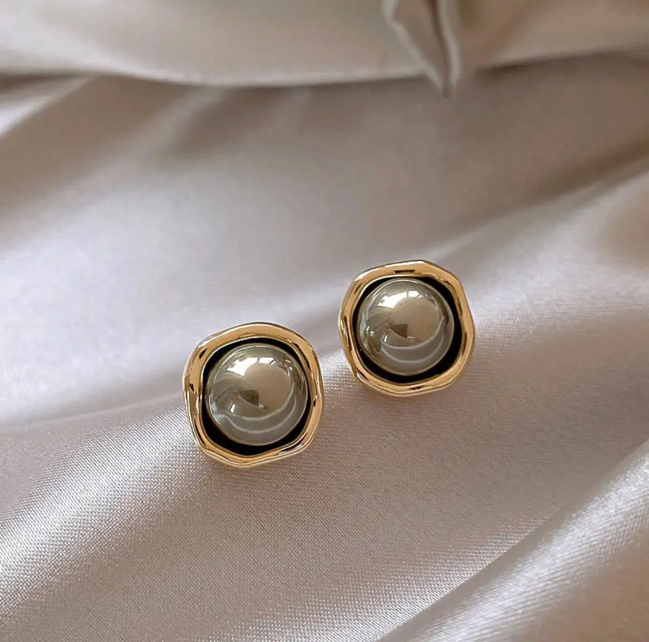 geometric grey metallic   korean  studs