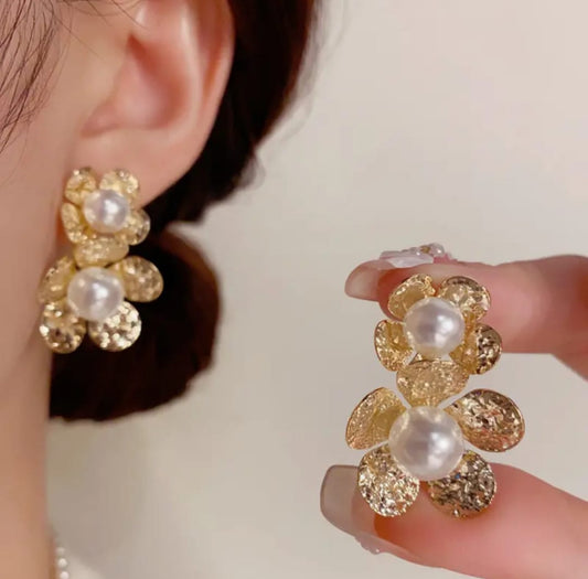 . Amazing double flower golden  Pearl dangler