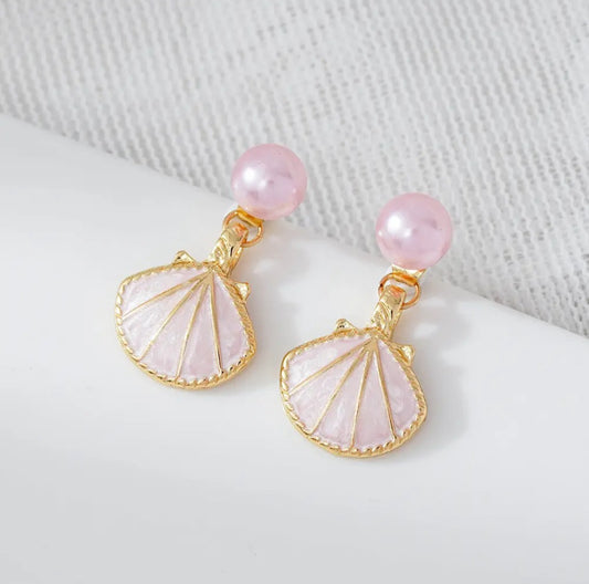 . Amazing pink pearl  oil drip shell drop korean dangler
