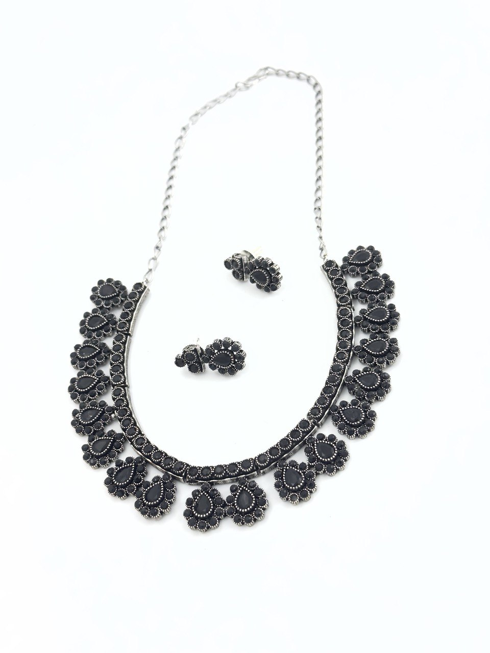 Black  Antique  Necklace  set