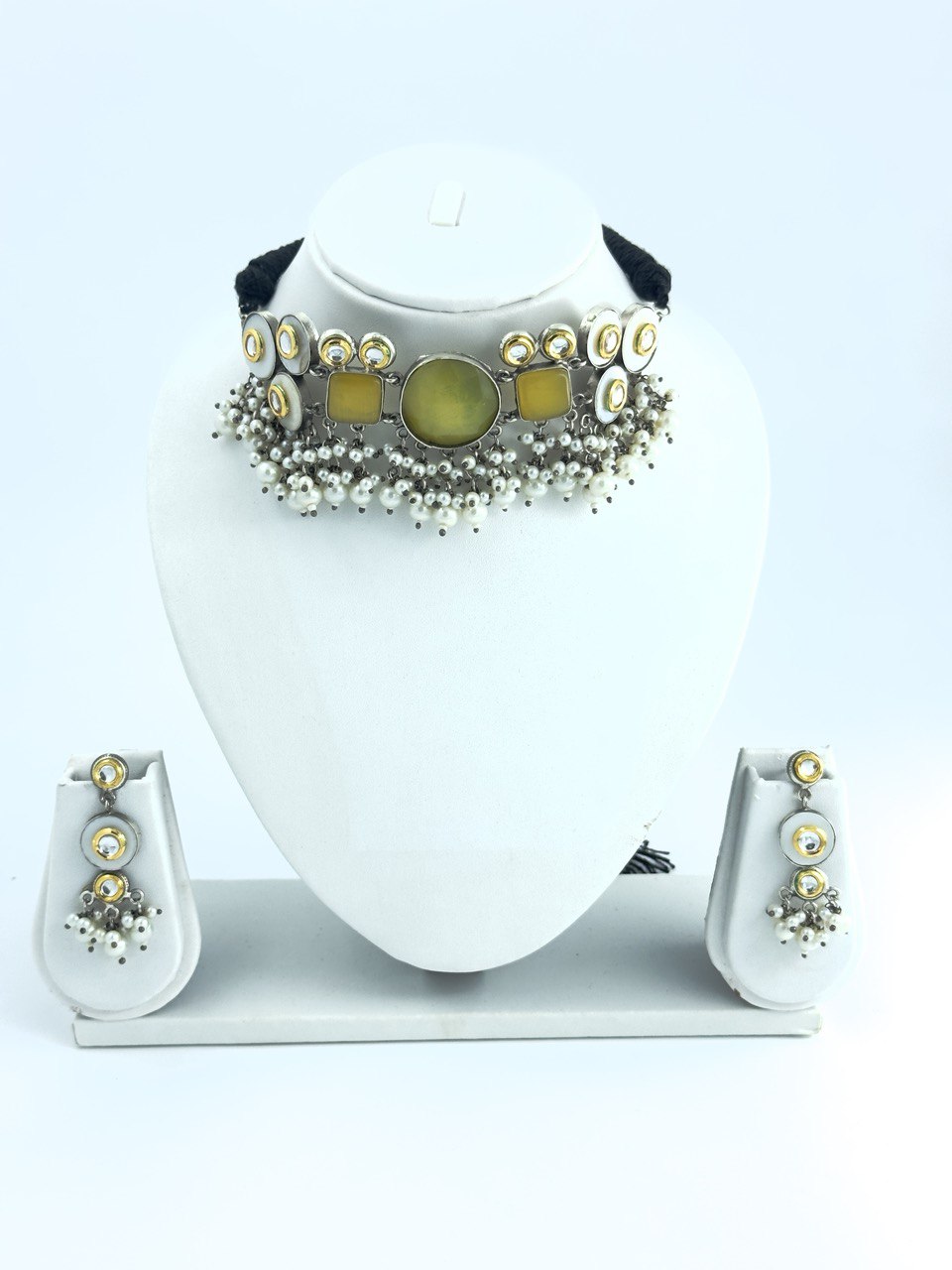 Yellow Antique  Necklace  set