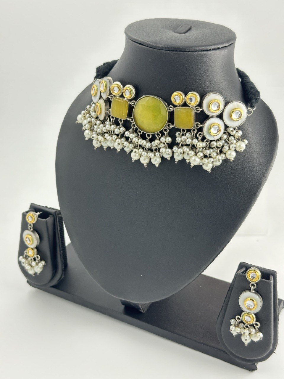 Yellow Antique  Necklace  set