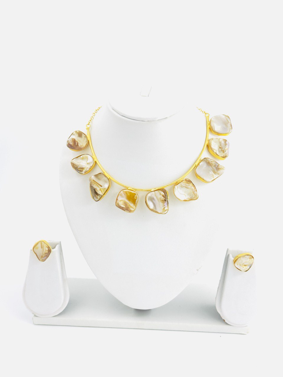mother of pearls  Necklace  set