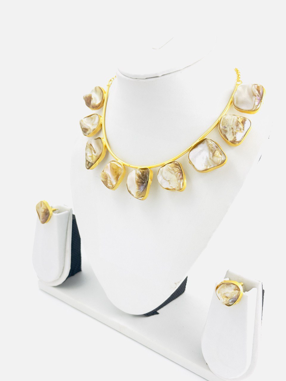 mother of pearls  Necklace  set