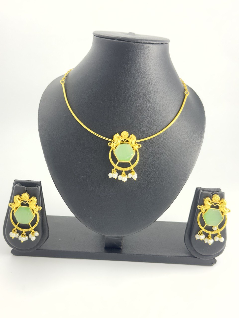 Green gold plated  necklace  set