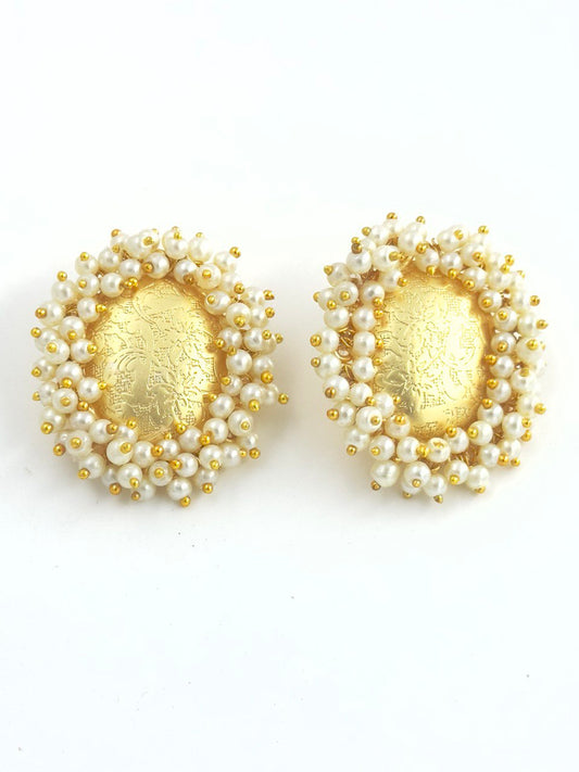Pearl  Gold plated studs