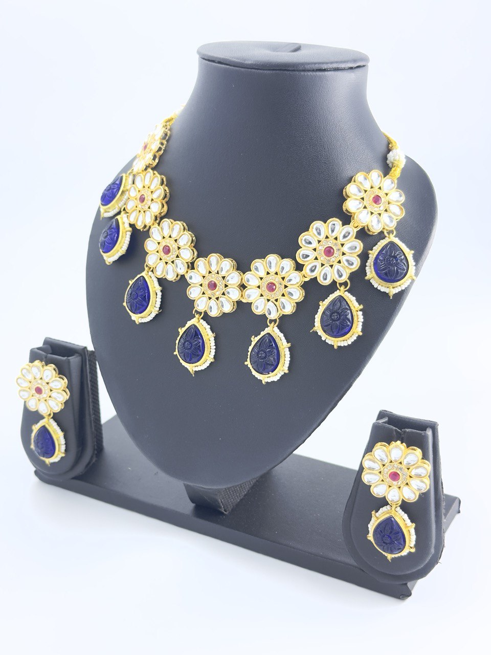 Purple Kundan   Necklace  set