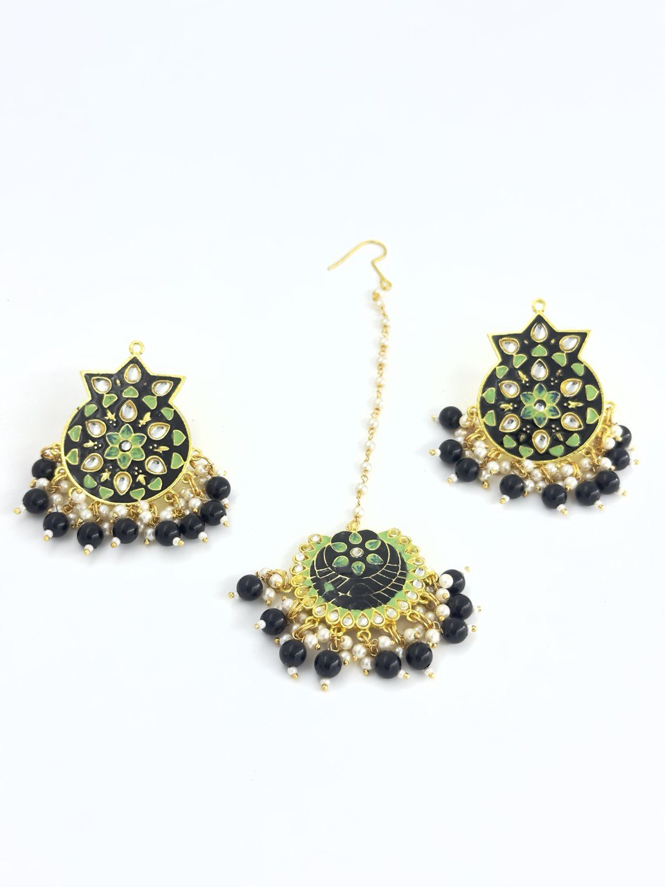 Black Meenakari dangler with maang tikka