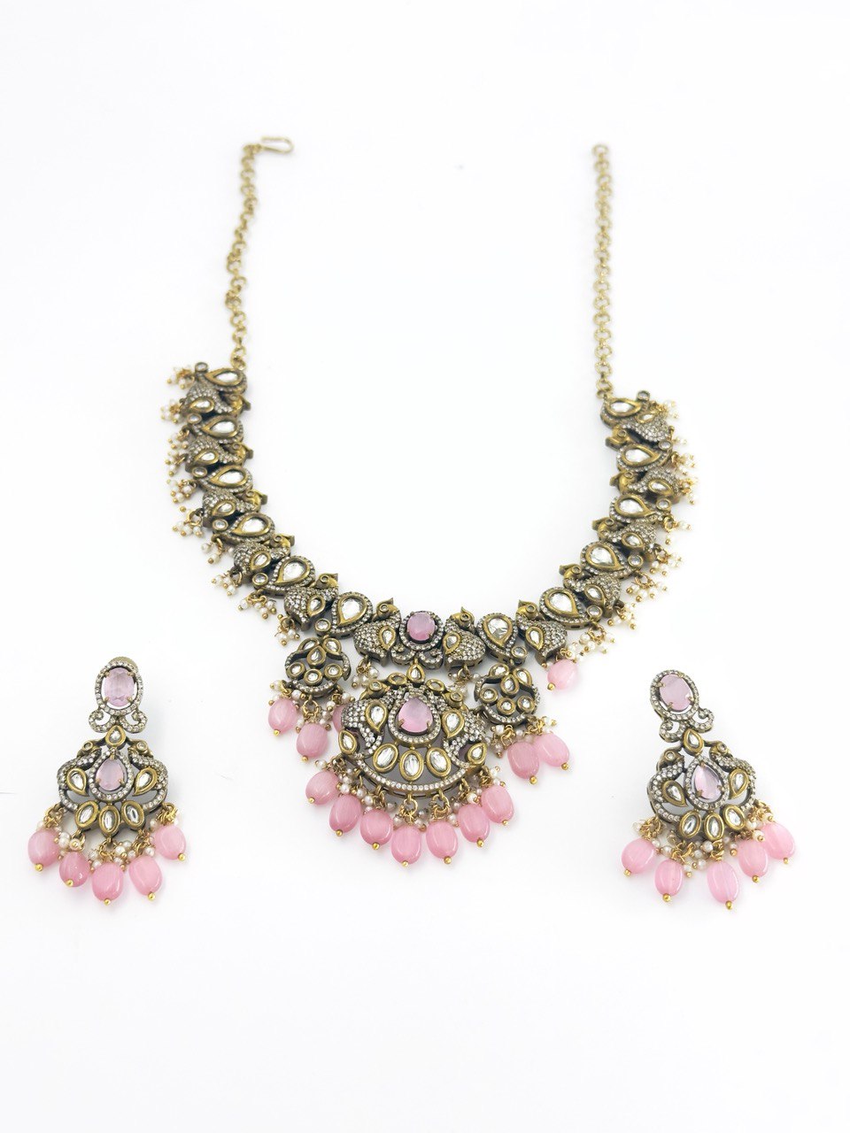 Pink mehndi jewellery set