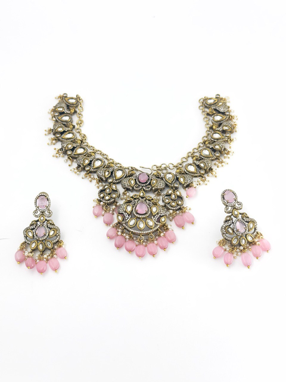 Pink mehndi jewellery set