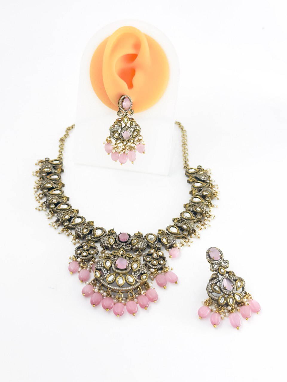 Pink mehndi jewellery set