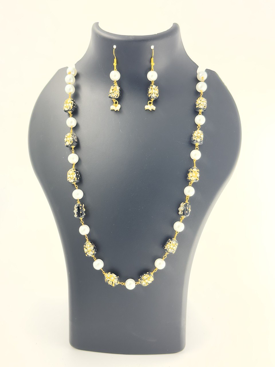 Black Jaipur Maala set