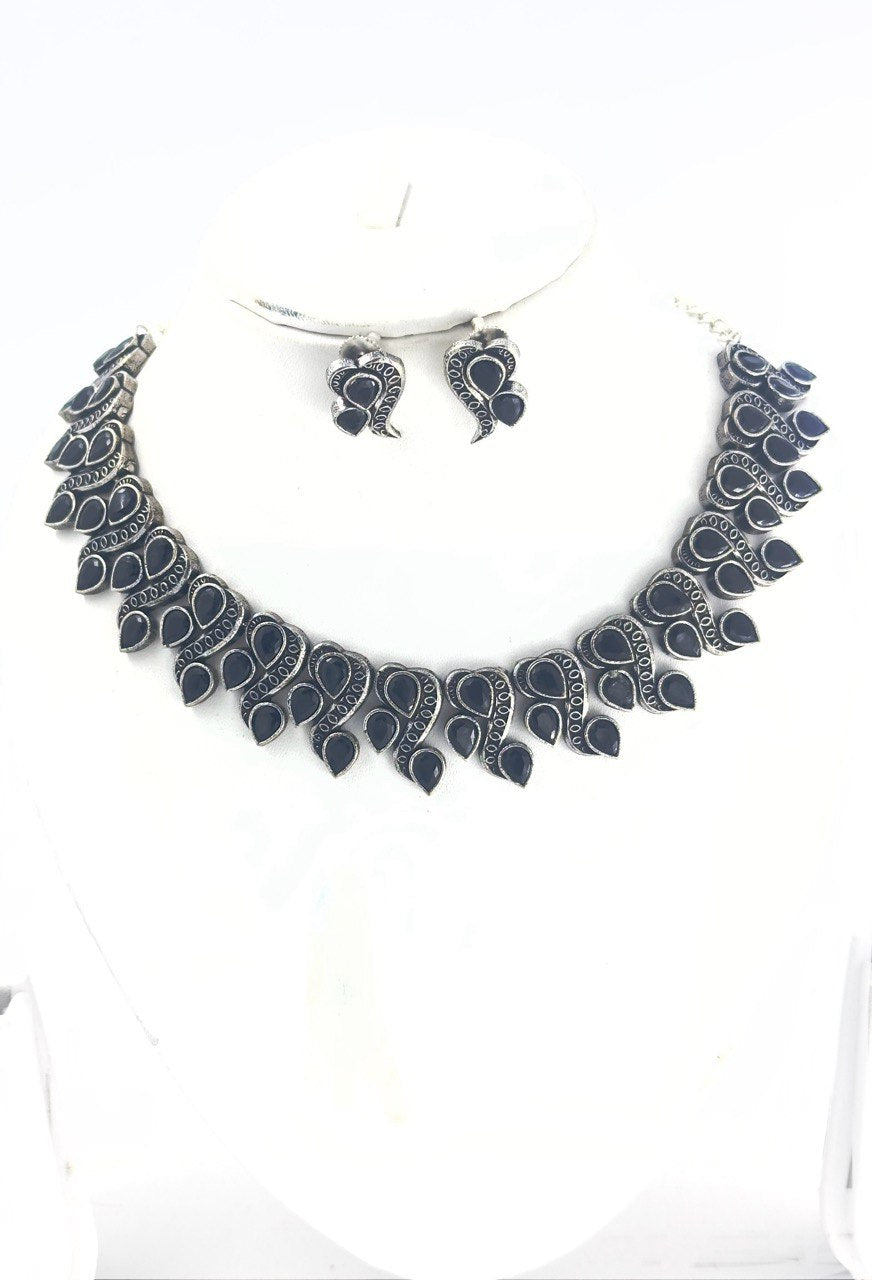 Black Antique  Necklace  set