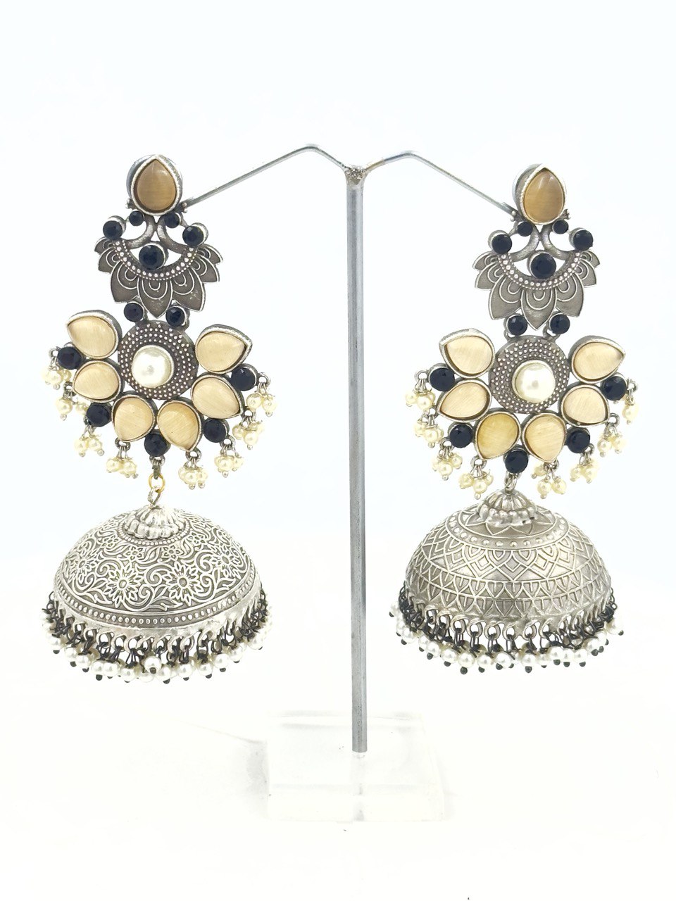 Multicolour Antique dangler