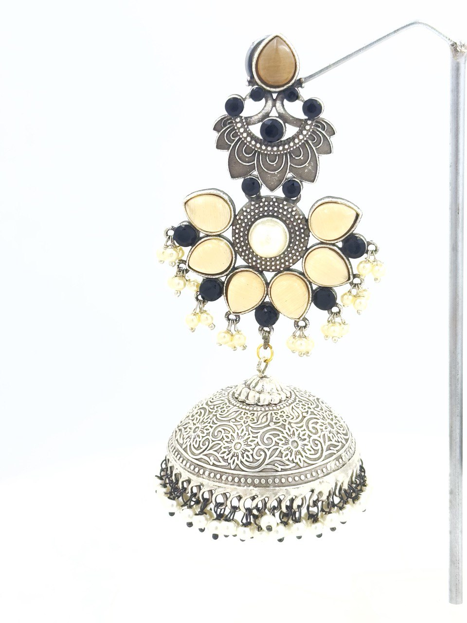 Multicolour Antique dangler