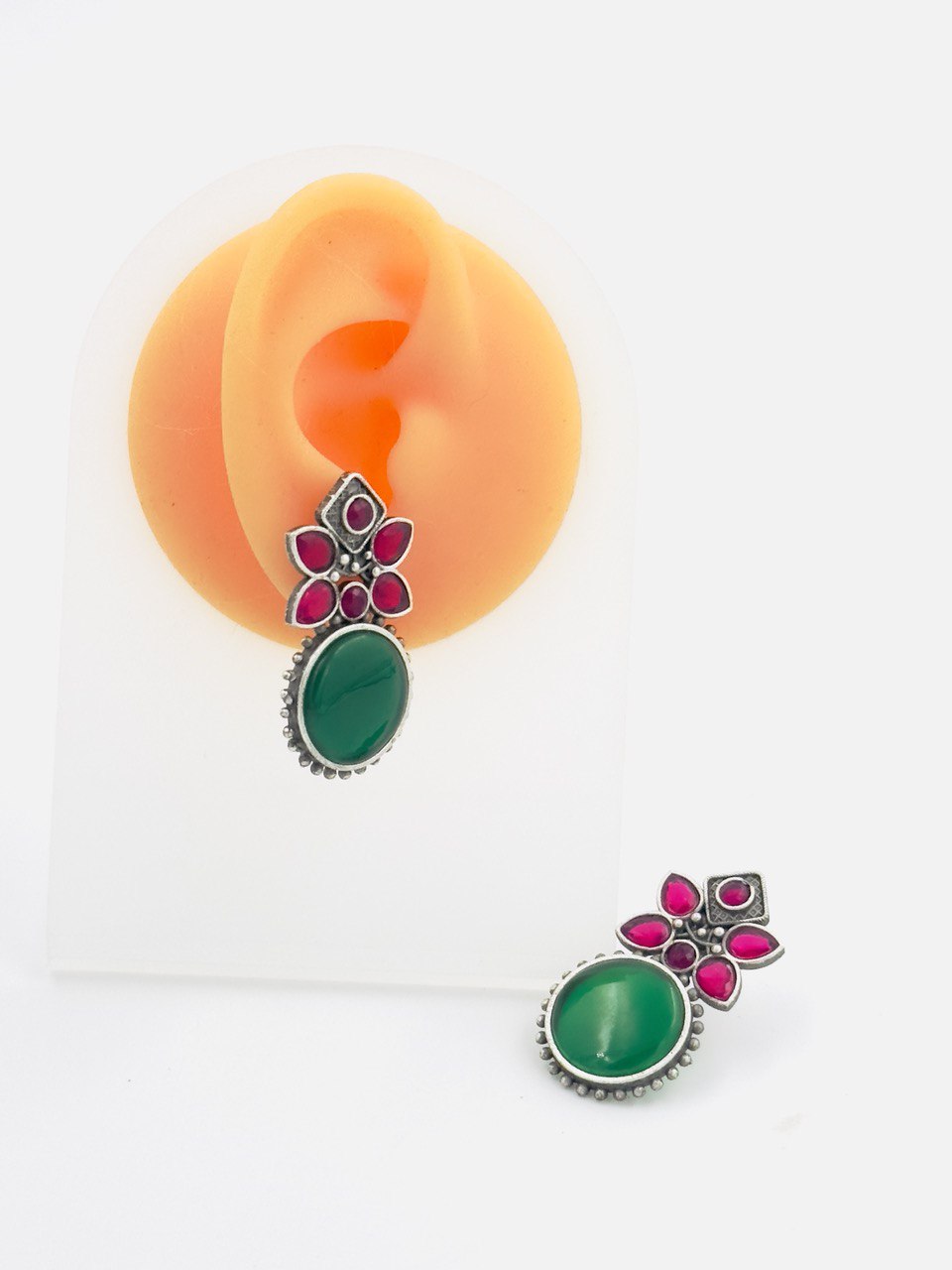 Multicolour   antique  studs