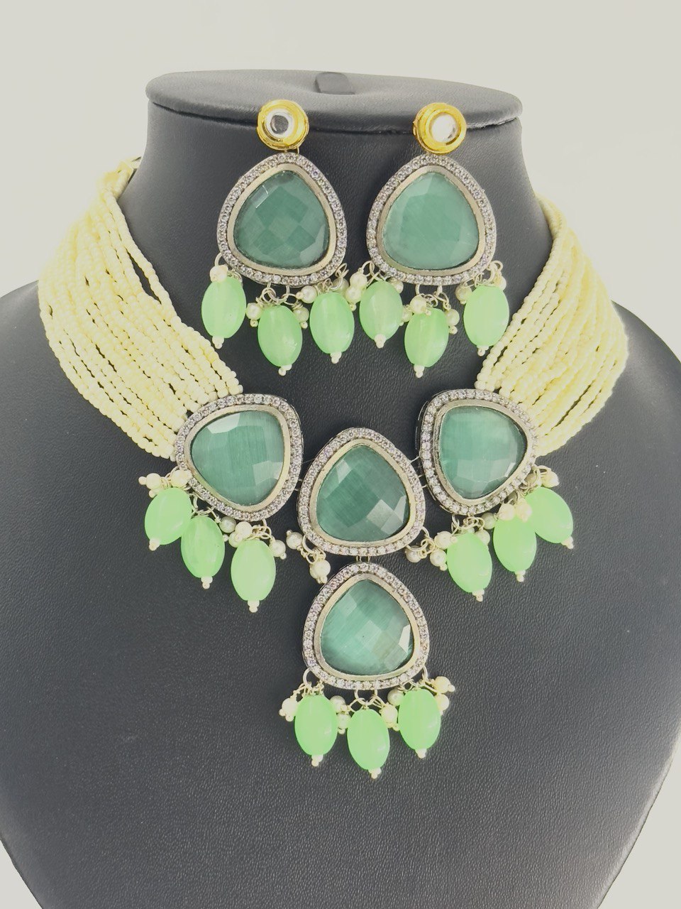 Green Monalisa Necklace  set