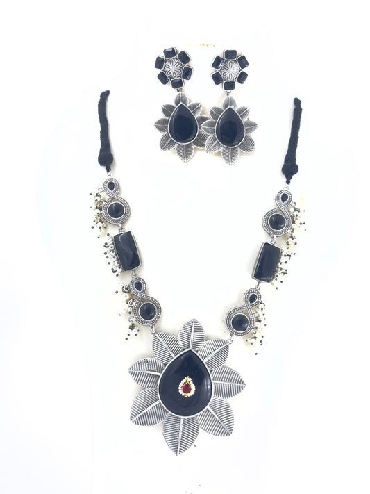 Black Antique  Necklace  set