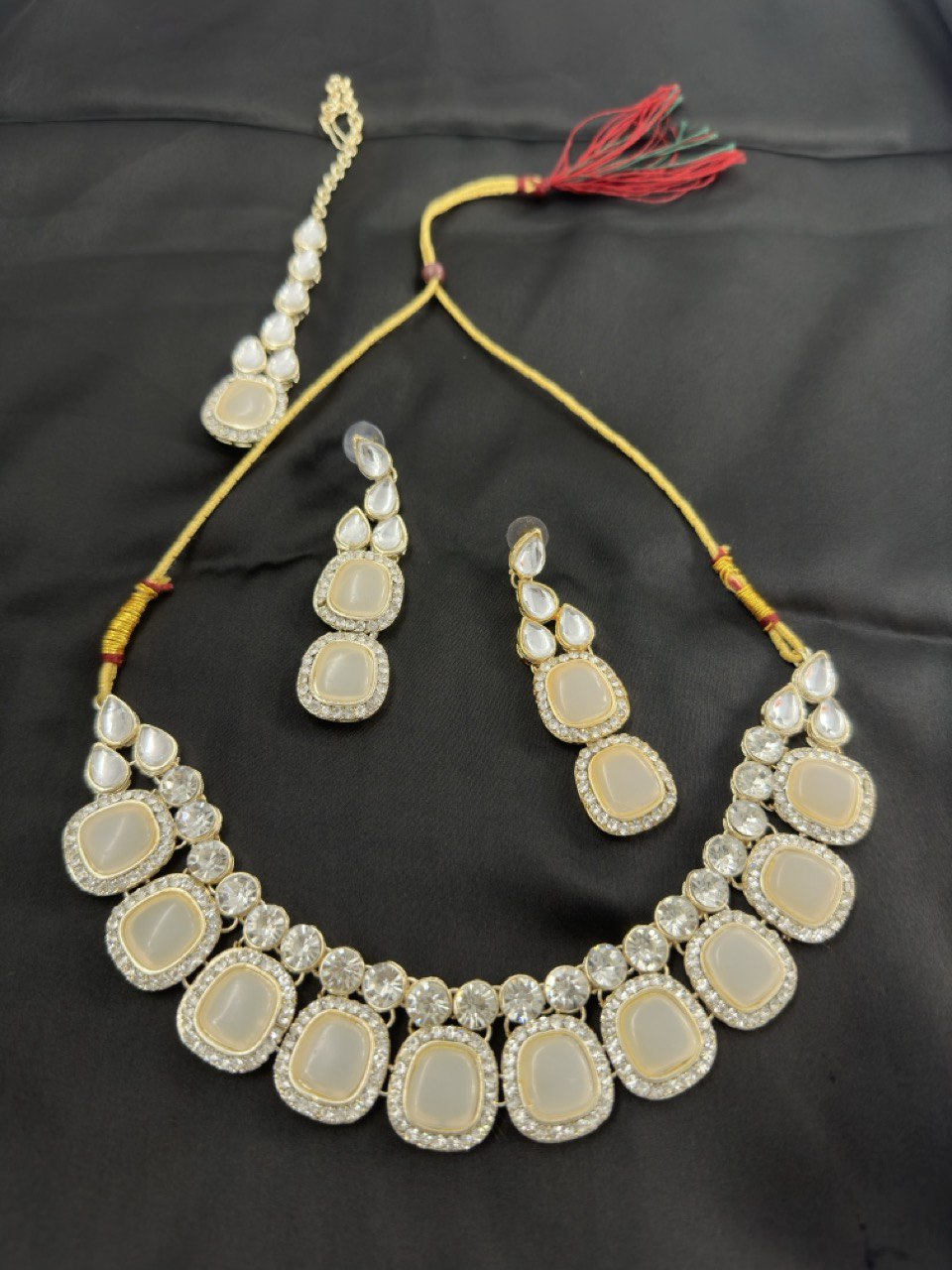 Ivory kundan   Necklace  set