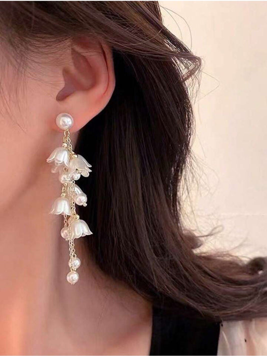 White lily Flower and pearl tassel  earrings